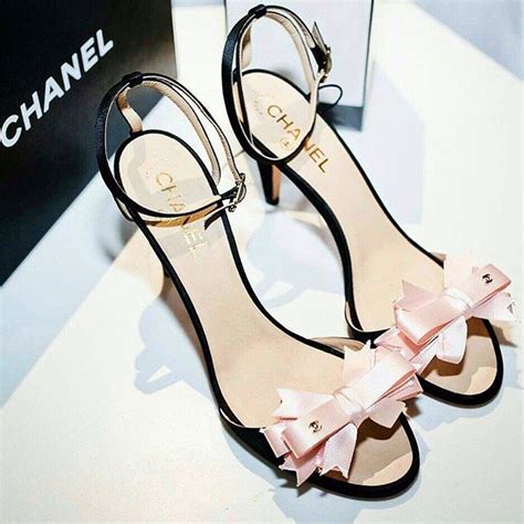 chanel heels bow
